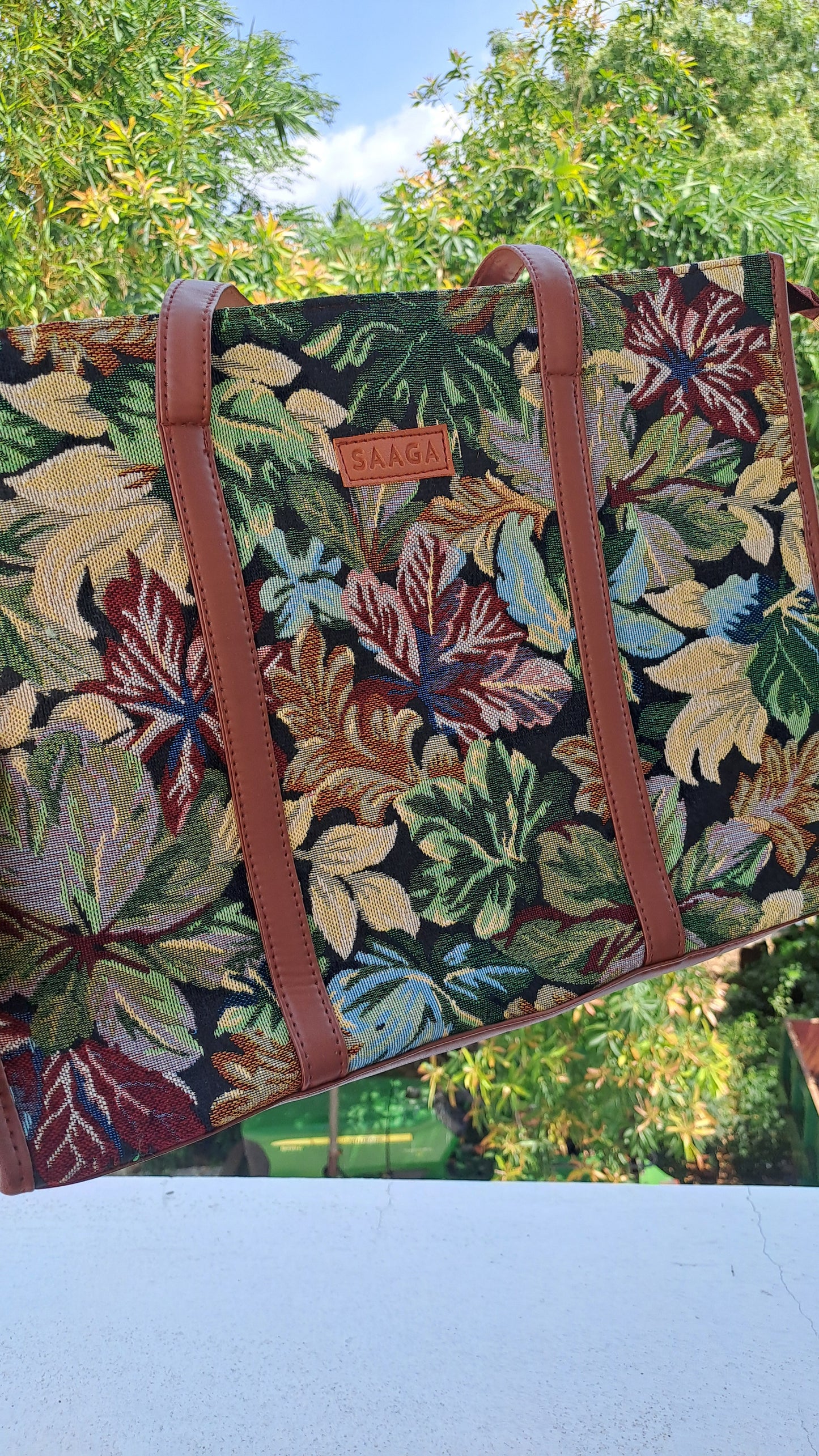 Blossom mommy diaper tote