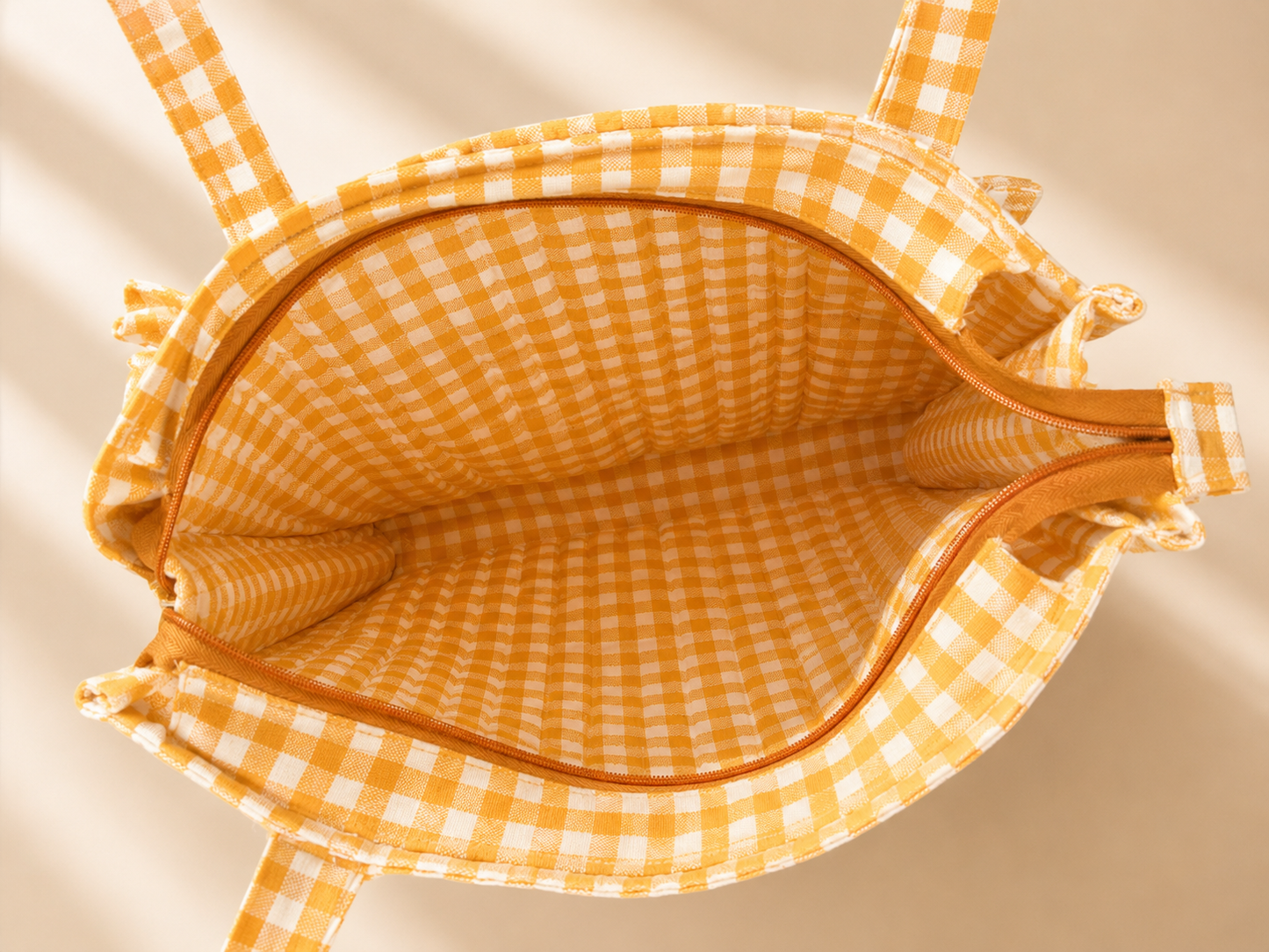 Box chick ruffle