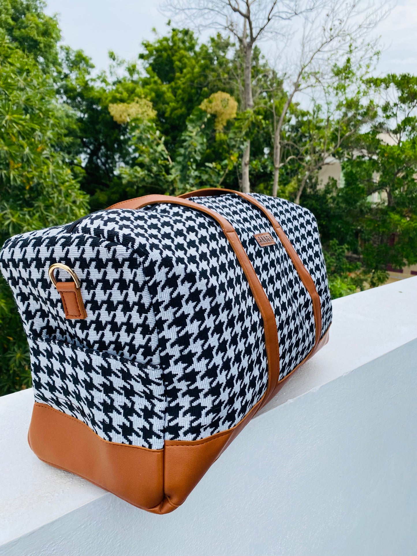 White and black duffle 2.0