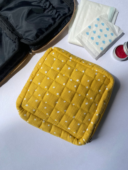 Polka-Dot Napkin Pouch
