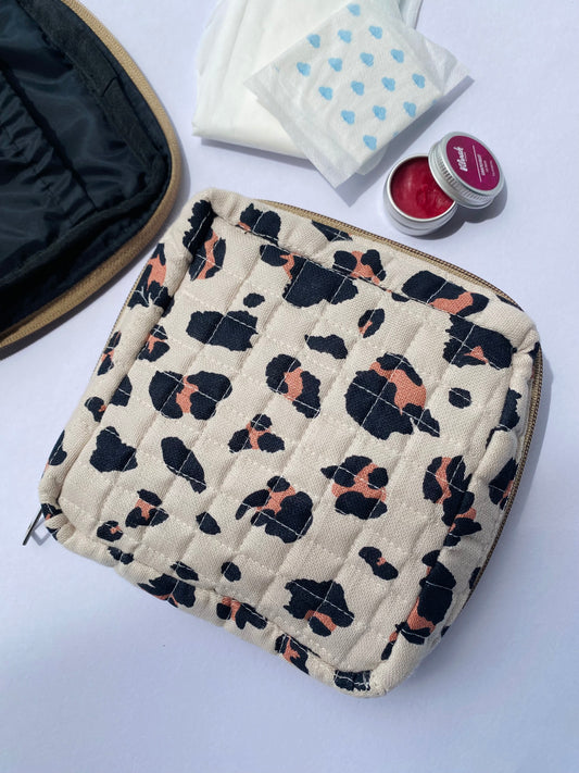 Pawfect Napkin Pouch