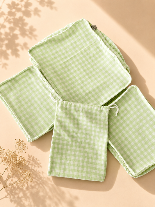 Pistachio packing cube